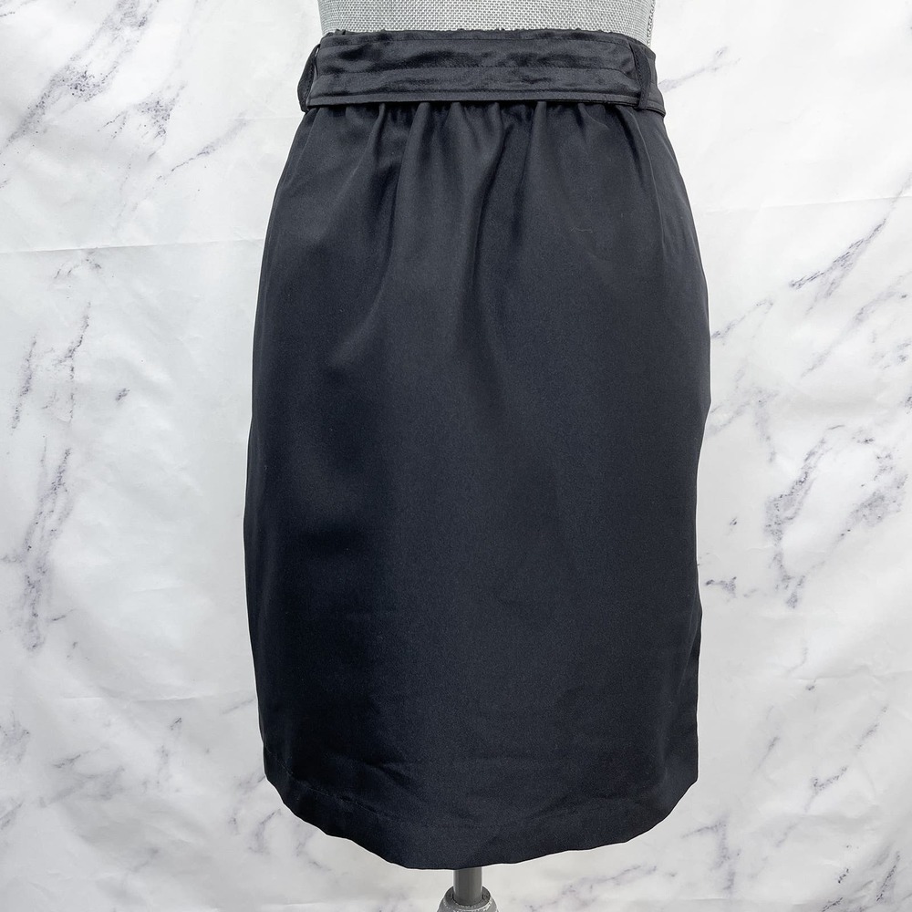 Gap | Black Skirt | 12 - Picture 3 of 8
